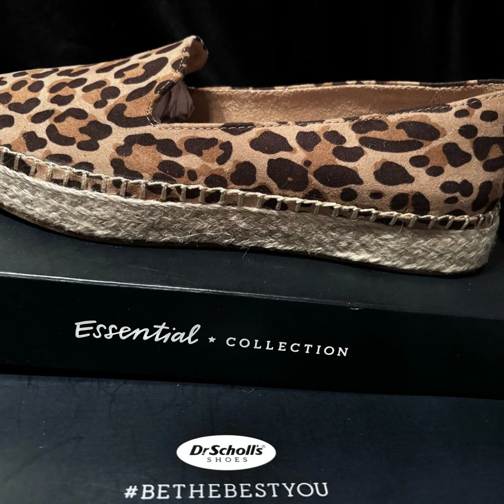 Dr Scholls women’s slip on Leopard canvas shoes 7.5 new with tags in box! Nice! - Picture 3 of 8